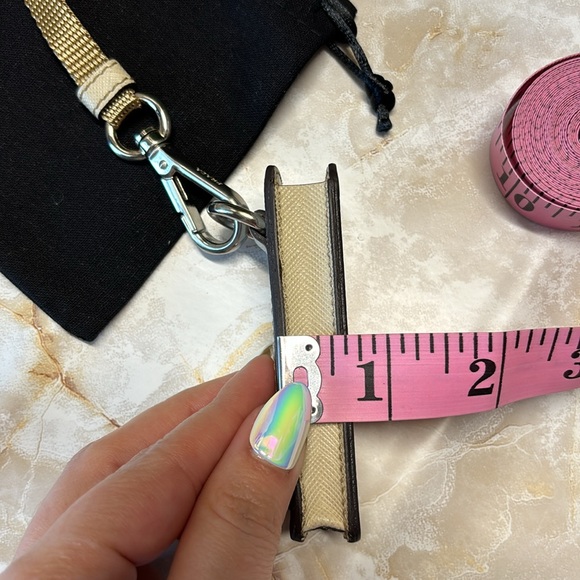 ❤️ Prada Saffiano Vintage Rare Mini Case - Picture 13 of 17